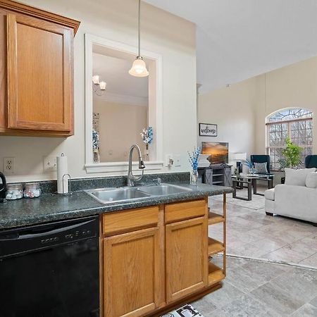 Cozy 4B 2 5B University Home King Beds Jacuzzi Charlotte Extérieur photo