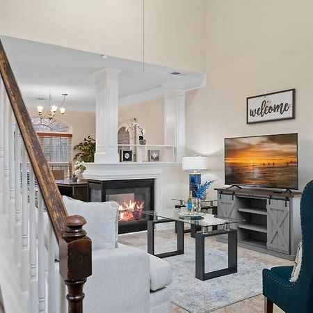 Cozy 4B 2 5B University Home King Beds Jacuzzi Charlotte Extérieur photo