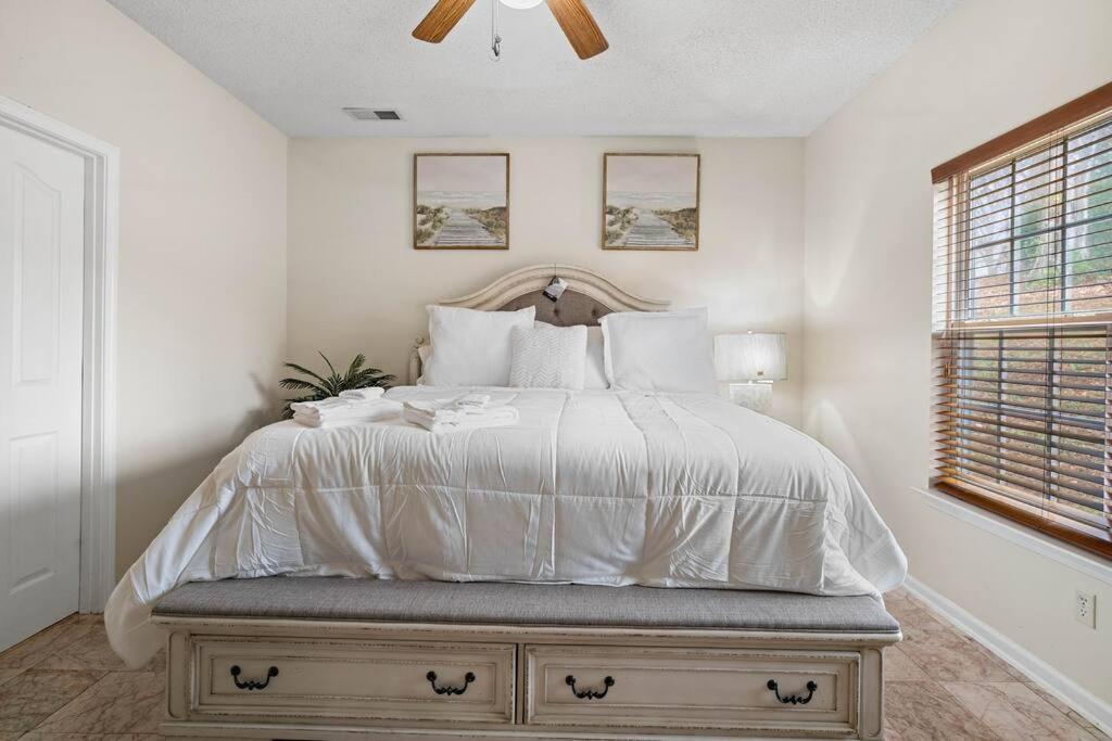 Cozy 4B 2 5B University Home King Beds Jacuzzi Charlotte Extérieur photo